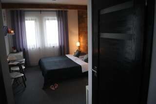 Проживание в семье Villa 307 Spisz Resort Юргув Двухместный номер Делюкс с 1 кроватью или 2 отдельными кроватями-26